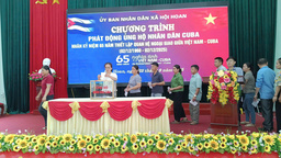 Xã Hội Hoan ủng hộ nhân dân CuBa nhân dịp kỷ niệm 65 năm thiết lập quan hệ ngoại giao Việt Nam - CuBa
